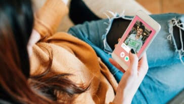 L'IA dans les sites de rencontres