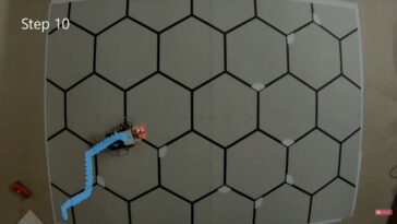 Un robot qui pense comme un cerveau pour sortir d'un labyrinthe