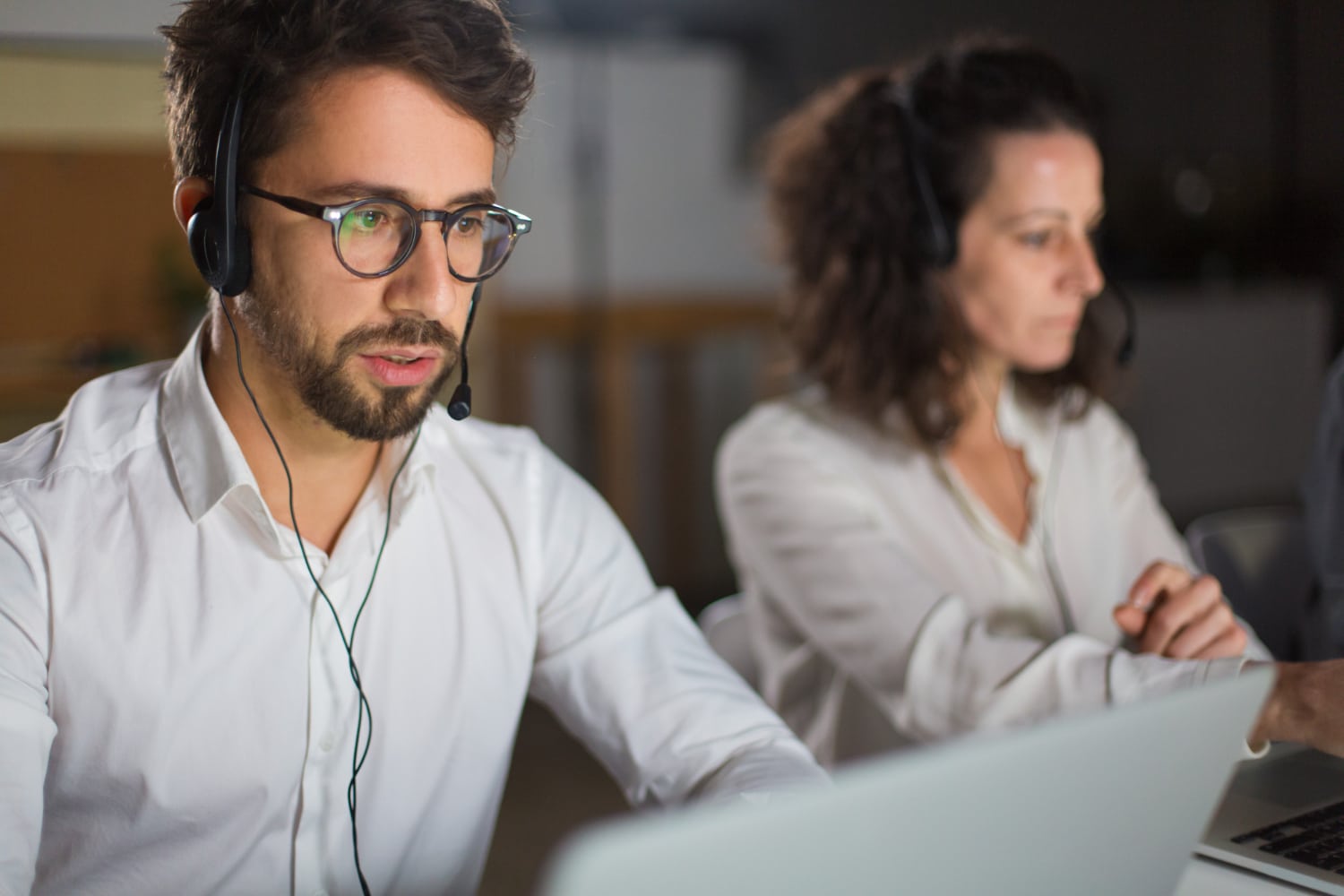 Gérer le service client avec les dernières solutions d’IA : Pourquoi et comment ?