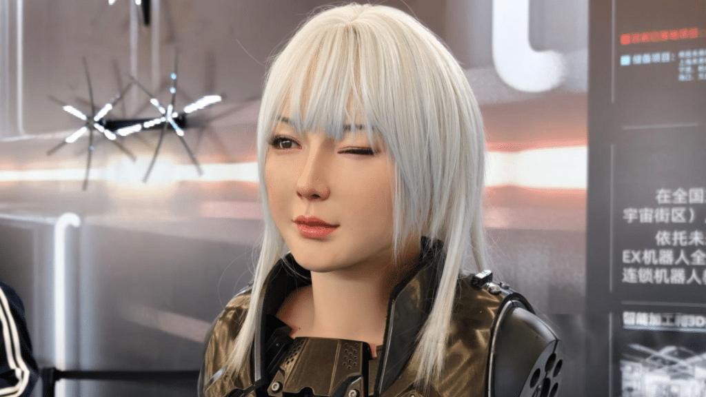 Robot humanoïde ultra-réaliste