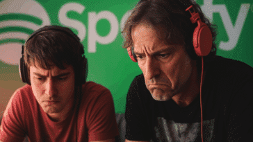 Ces groupes et morceaux 100 % faux qui cartonnent sur Spotify et YouTube