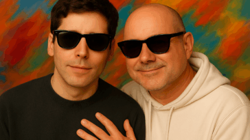 Sam Altman et Jony Ive nouveaux appareils IA OpenAI