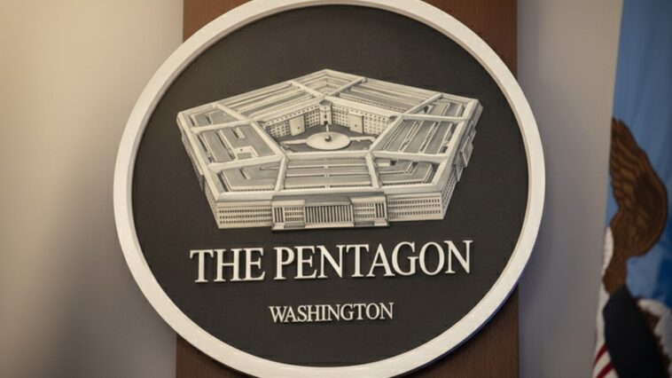 Le Pentagone valide sept géants de l'IA