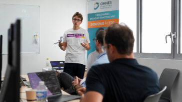 IA et PME : des étudiants forment 100 dirigeants à Paris
