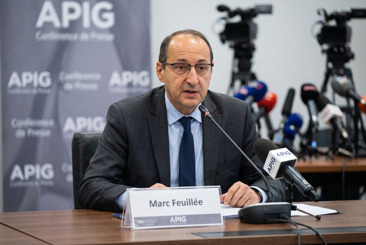 Marc Feuillée de l’APIG lors d’une conférence de presse sur Google et les AI Overviews